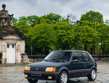 Peugeot 205 GTI cu 6.928 kilometri la bord