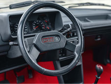 Peugeot 205 GTI cu 6.928 kilometri la bord