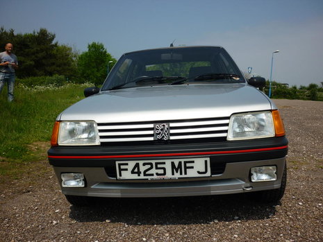 Peugeot 205 GTI de vanzare