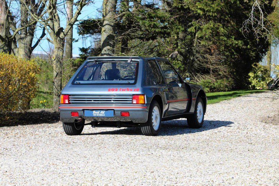 Peugeot 205 Turbo 16 de vanzare