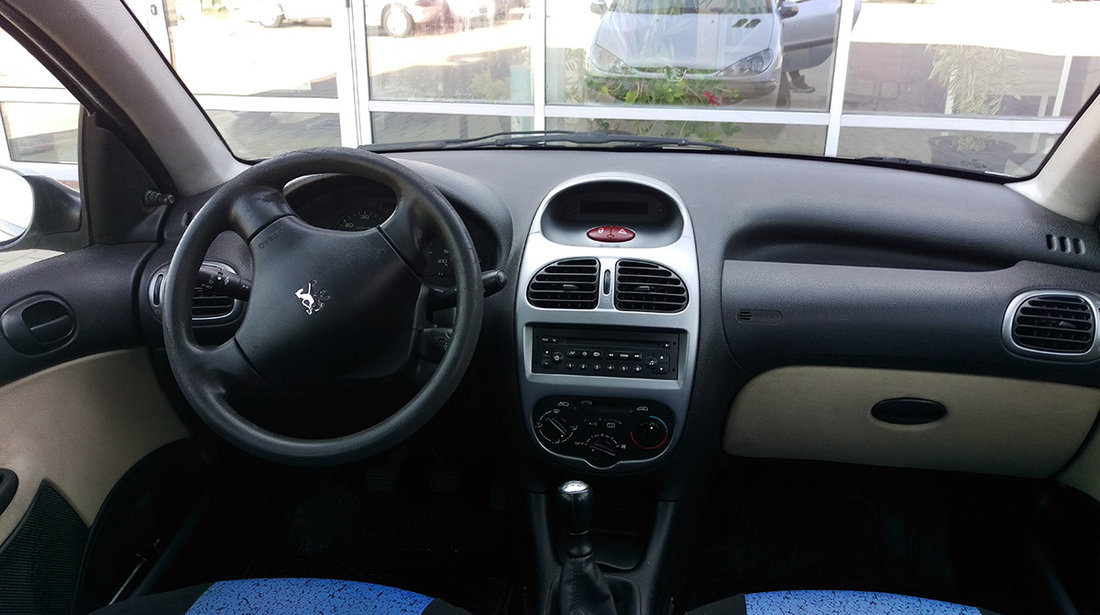 Peugeot 206 1,4 diesel 2004