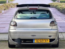 Peugeot 206 cu motor de Type R