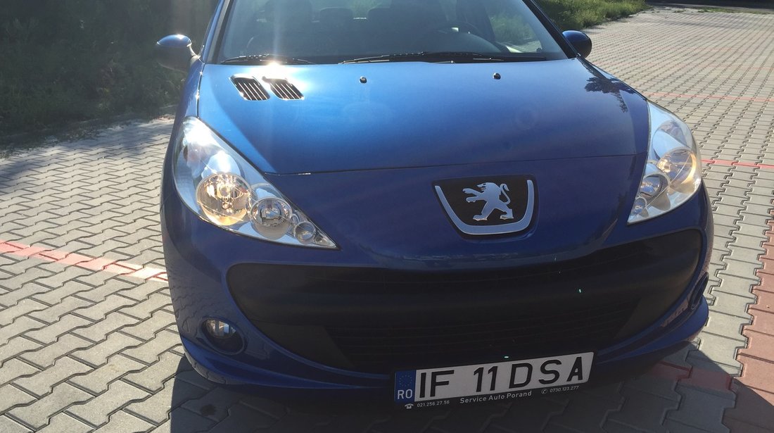 Peugeot 206 plus 1.2 HFV 2011