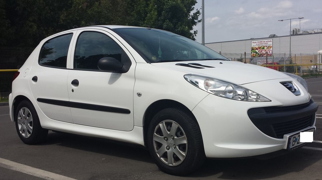 Peugeot 206 plus 1.4 2011