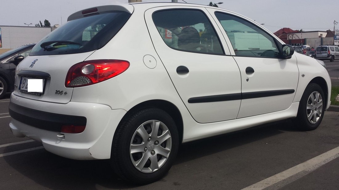 Peugeot 206 plus 1.4 2011