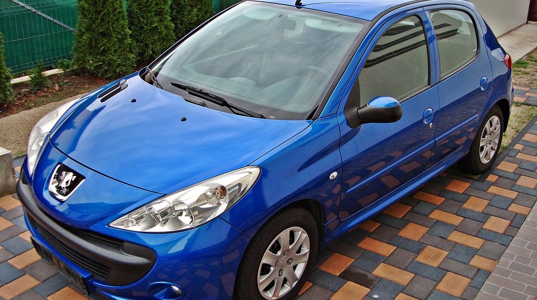 Peugeot 206 plus 1,4 HDI 2011