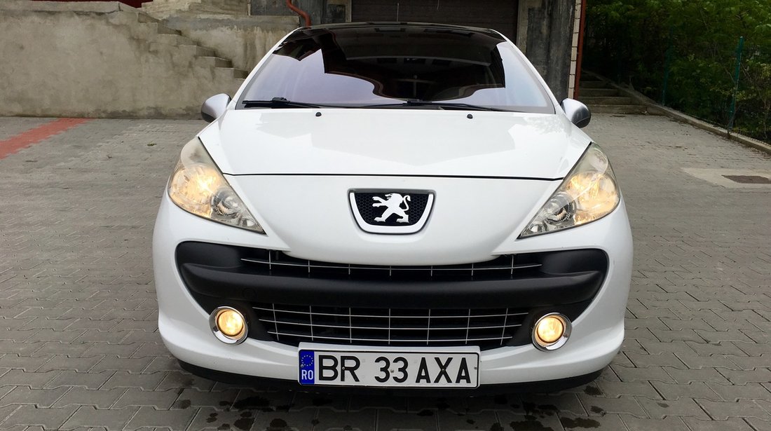 Peugeot 207 1.6 turbo 200cp RC 2009