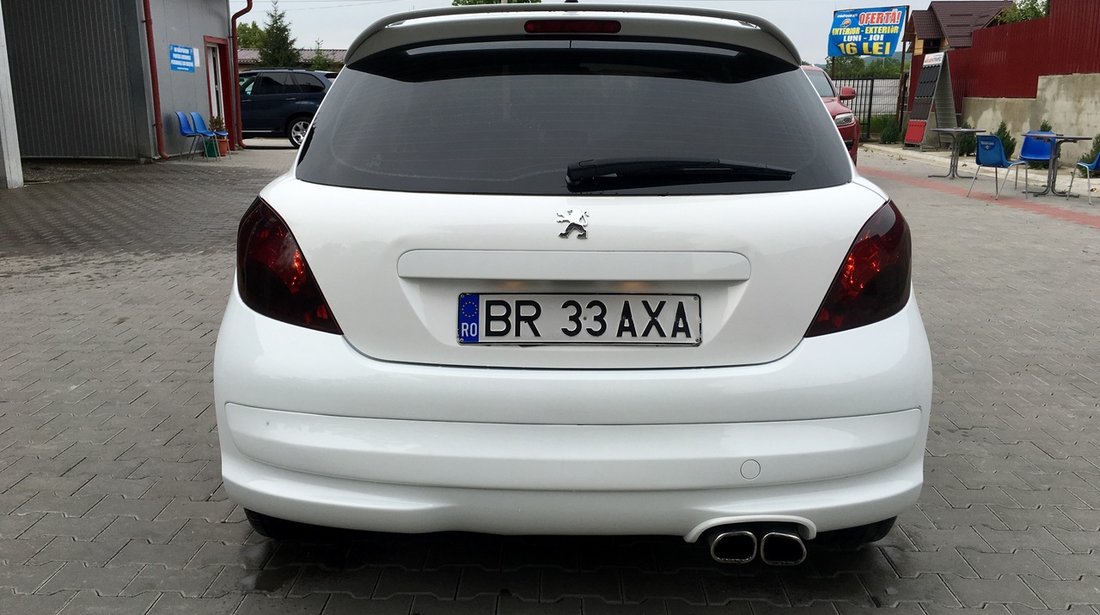 Peugeot 207 1.6 turbo 200cp RC 2009