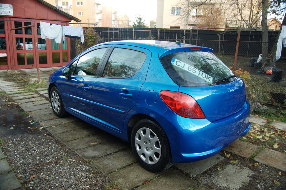 Peugeot 207 Daily Driver !