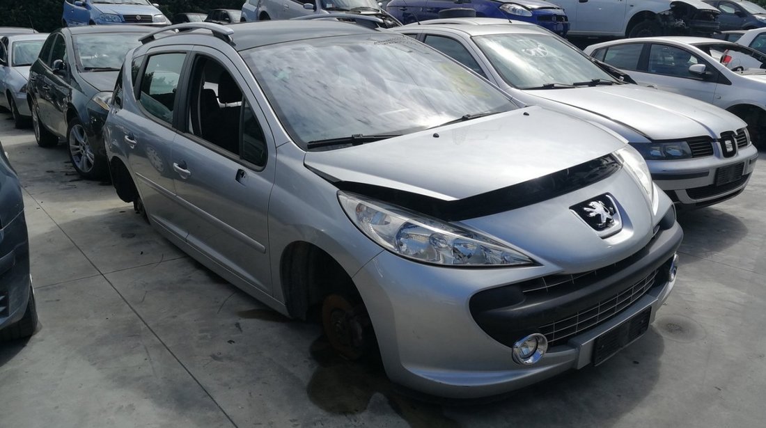 Peugeot 207 facelift 1.6hdi tip motor 9HV (dezmembrari auto)