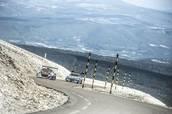 Peugeot 208 T16 Pikes Peak - Galerie Foto