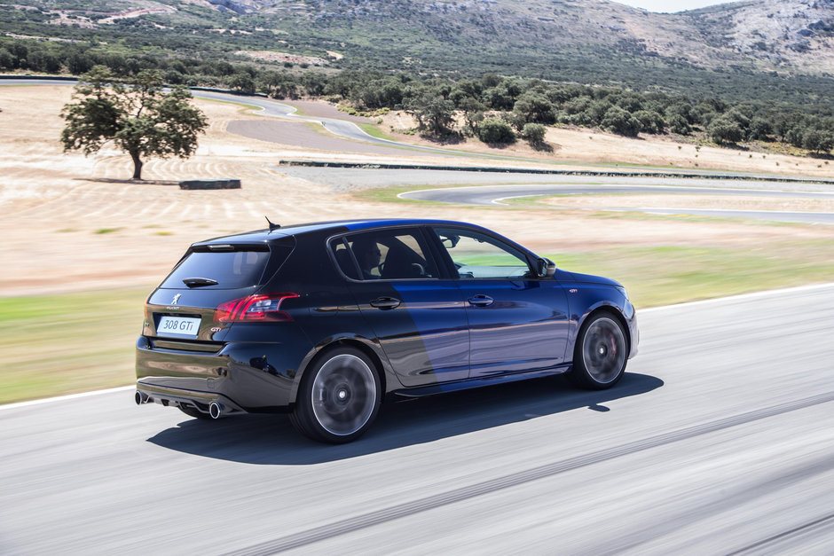 Peugeot 308 GT si GTi facelift