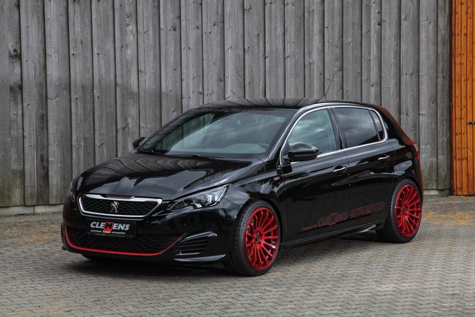 Peugeot 308 GTI de la Clemens Motorsport