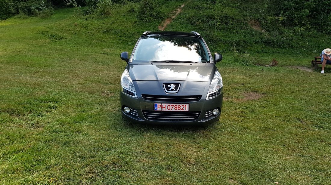 Peugeot 5008 1.6 thp 2012