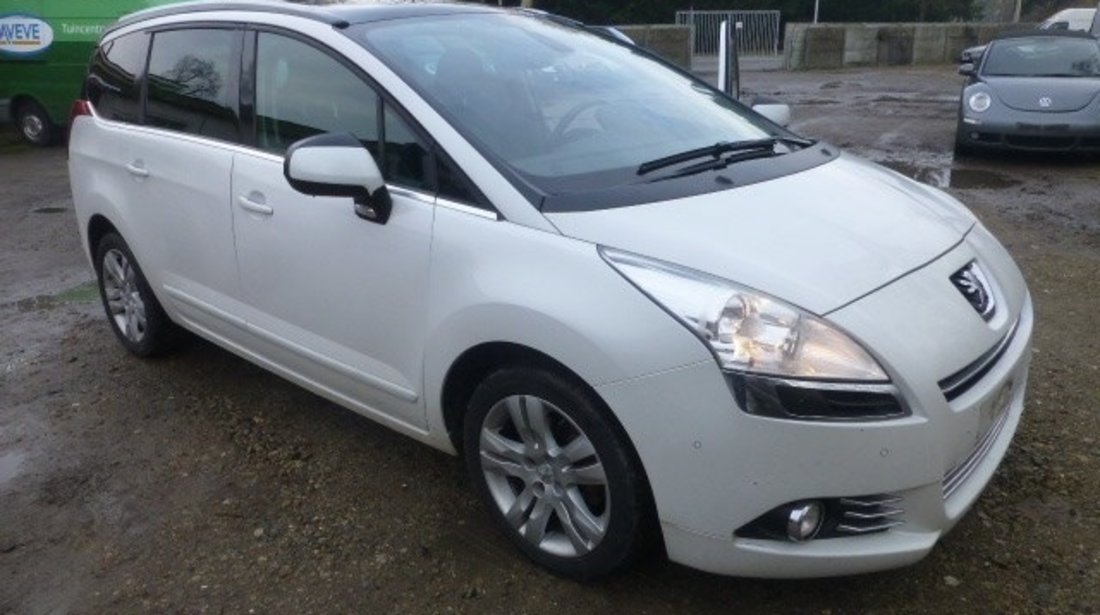 Peugeot 5008 1.6HDI 112CP 2011