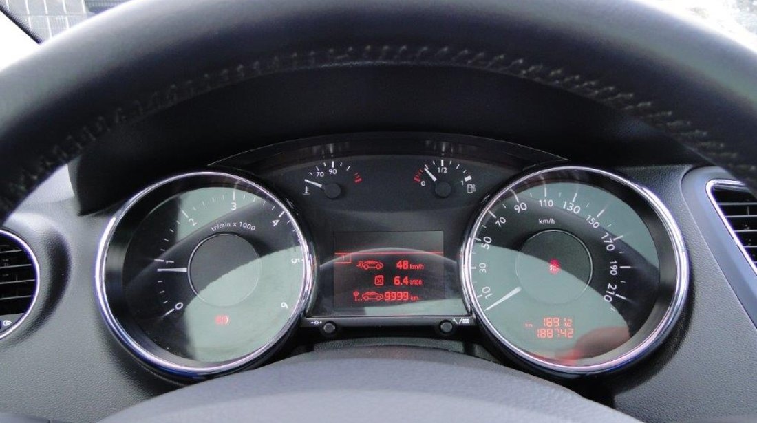 Peugeot 5008 1.6HDI 2011