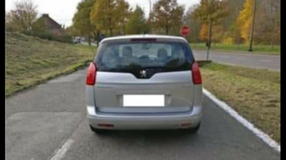 Peugeot 5008 1.6HDI 2011