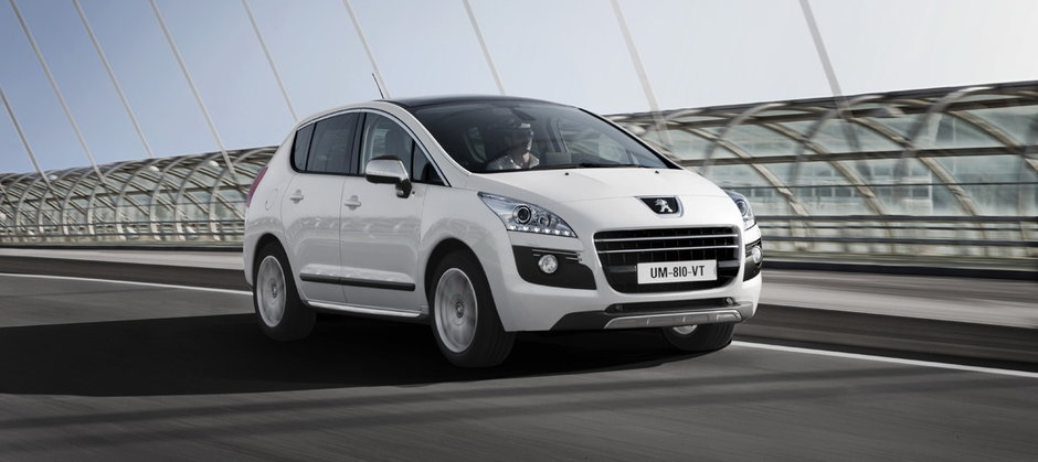 Peugeot anunta un consum de 3 litri la 100 km cu noul Hybrid 3008 Peugeot anunta un consum de 3 litri la 100 km cu noul Hybrid 3008