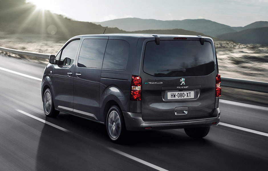 Peugeot e-Traveller