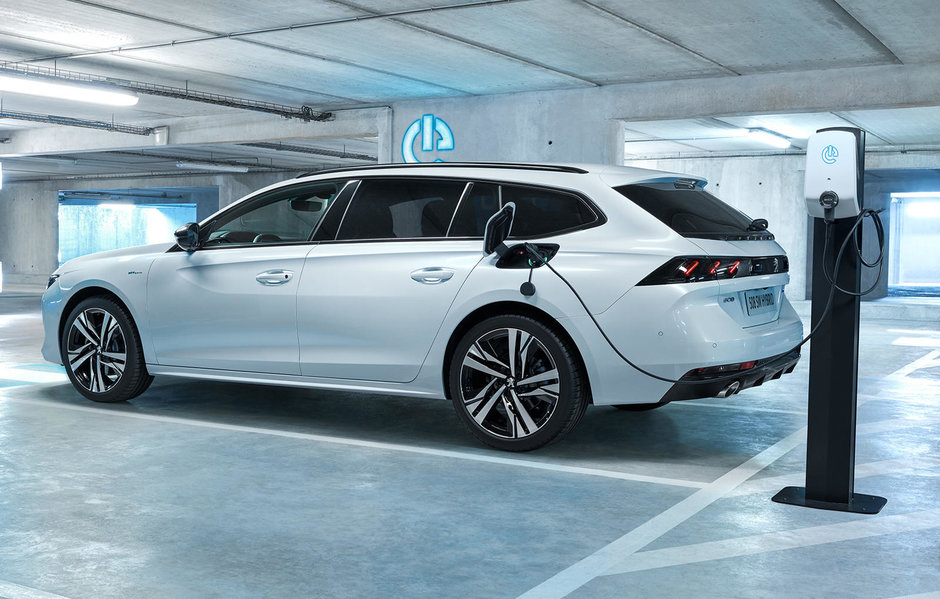 Peugeot plug-in hybrid