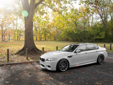 Pictorial de toamna cu patru BMW-uri M