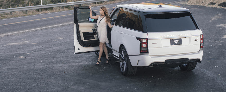 Pictorial glamour alaturi de un model feminin si un Range Rover modificat