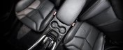 Piele vs. Alcantara vs. stofa: ce fel de tapiterie este mai buna pentru interiorul masinii tale?