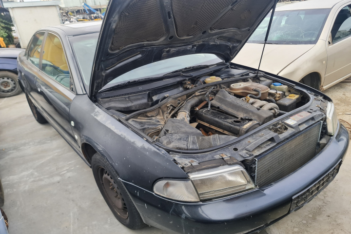 Piese Audi A4 B5 [1994 - 1999] Sedan 1.8 MT (125 hp)