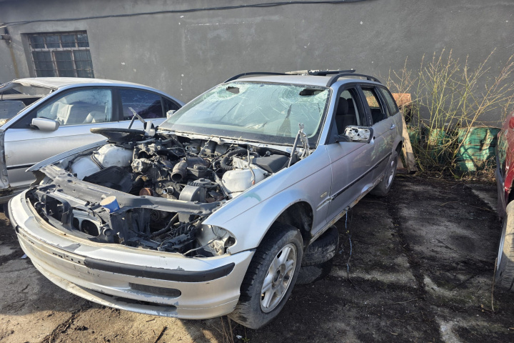 Piese BMW Seria 3 E46 [1997 - 2003] Touring wagon 320d MT (136 hp)