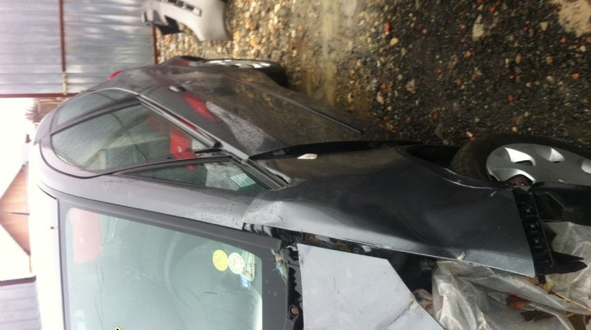 Piese caroserie mitsubishi colt an 2005 plafon aripa hayon prag use