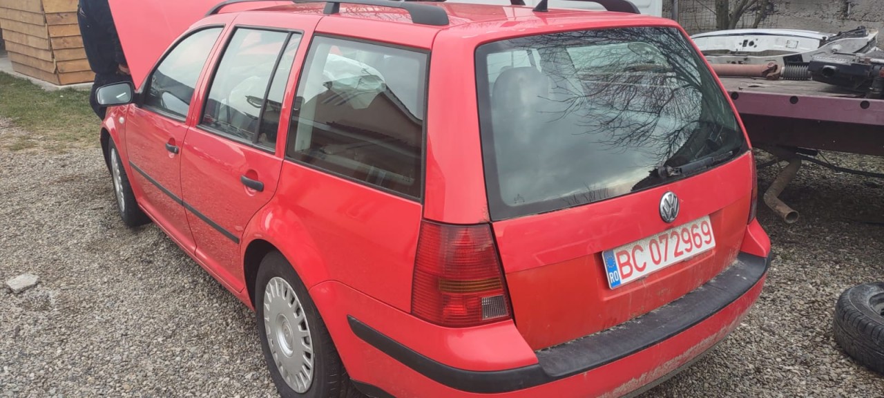 Piese caroserie motor 1.9SDI Aqm Vw Golf 4 break