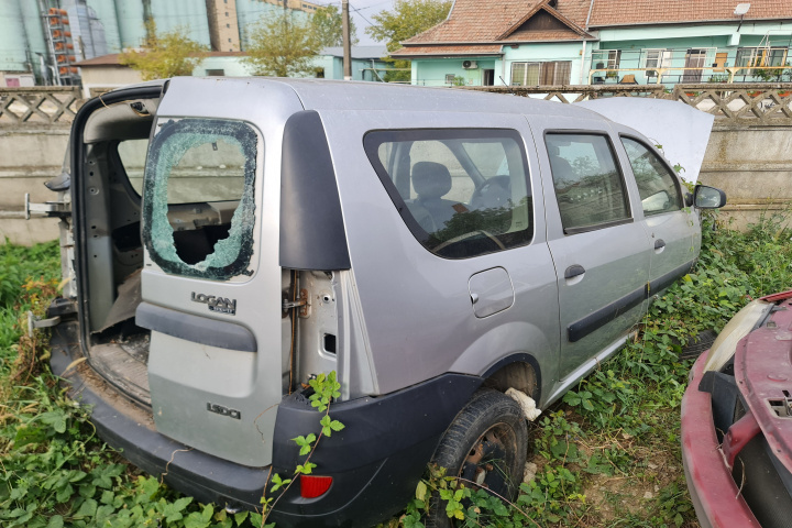 Piese Dacia Logan [2004 - 2008] MCV 1.5 dci MT (84 hp)