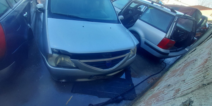 Piese Dacia Logan [2004 - 2008] Sedan 1.5 D MT (70 hp)