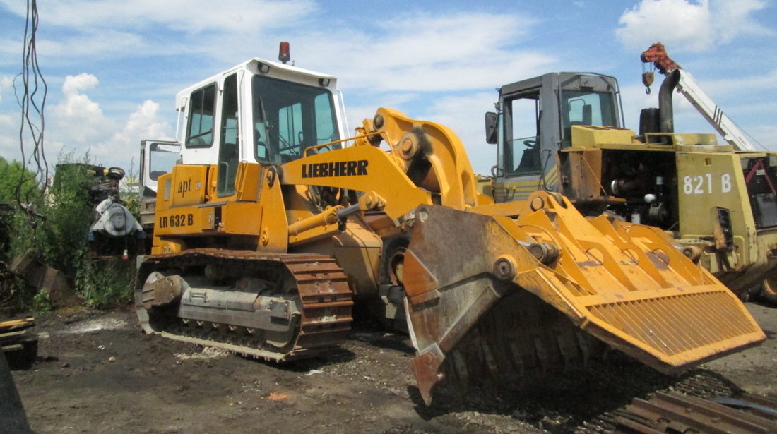 Piese de buldozer Liebherr LR632B