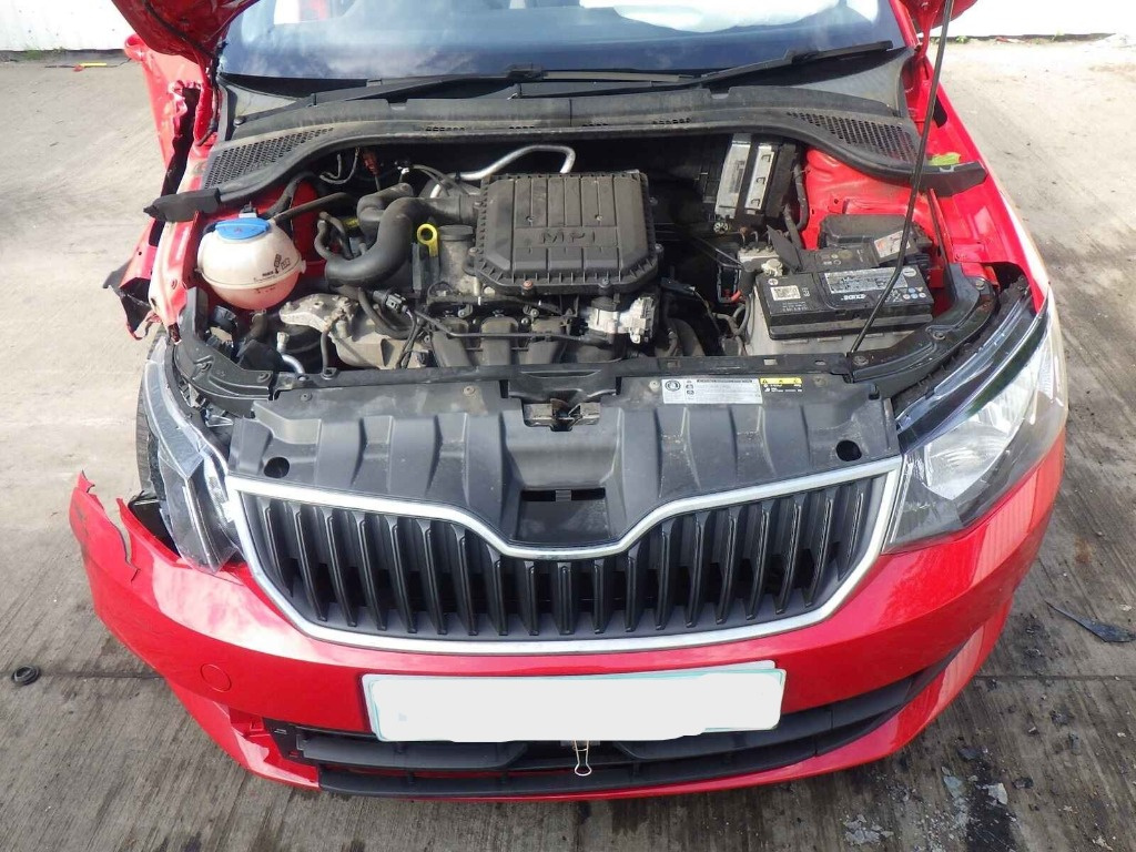 Piese de caroserie, motor, cutie viteze, Skoda Fabia 3 (NJ3) 1.0 benz