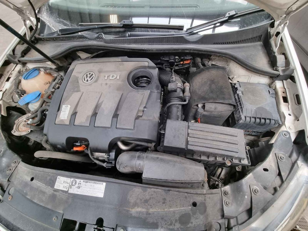 Piese de caroserie, motor, cutie viteze, Vw Golf 6 (5K1) 1.6 TDI, CAY