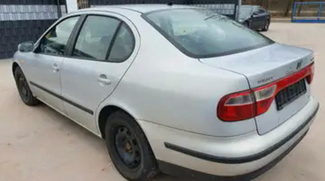 Piese de caroserie si motor Seat Toledo 2001 diesel benzina