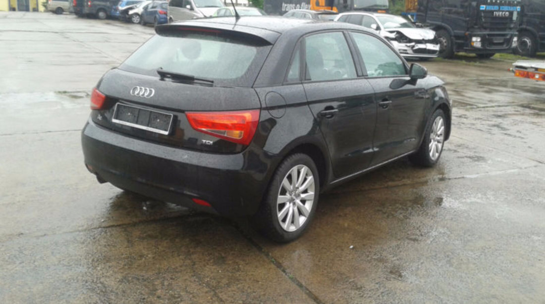 Piese Dezmembrari / Dezmembrez Audi A1 4 USI 2012