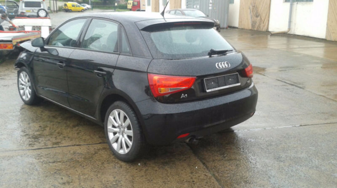 Piese Dezmembrari / Dezmembrez Audi A1 4 USI 2012