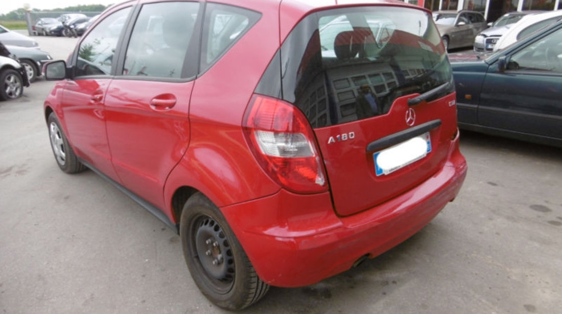 Piese Dezmembrari / Dezmembrez Mercedes-Benz A Classe 180