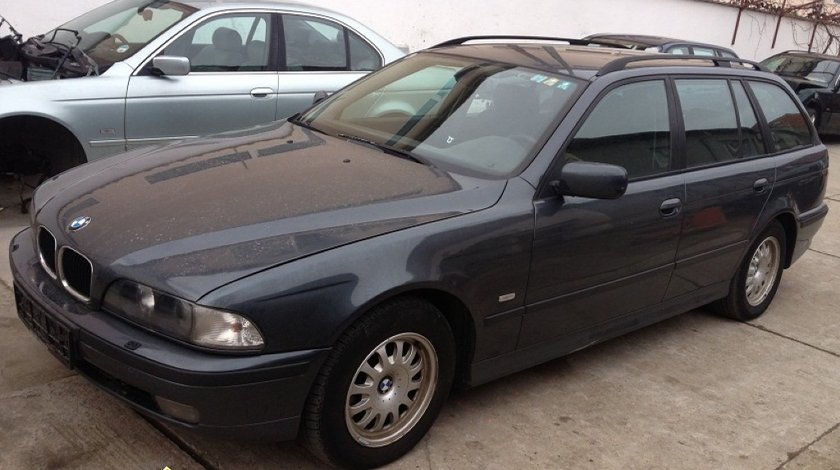 Piese din dezmembrare bmw 525d touring an 2000