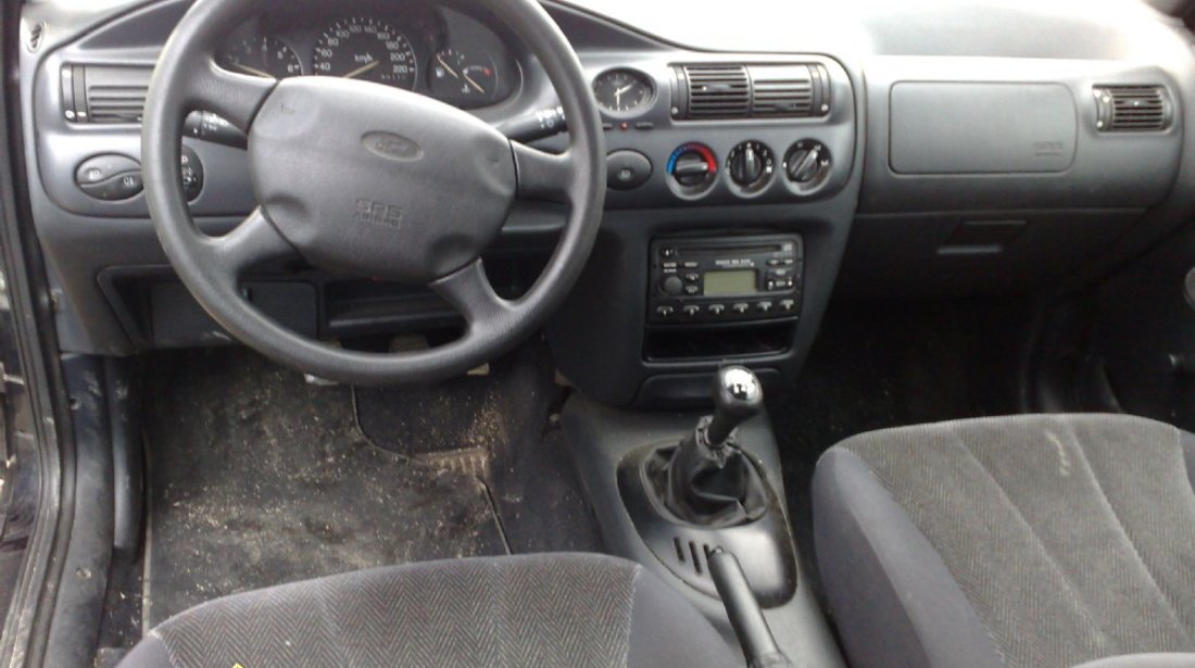 PIESE DIN DEZMEMBRARI FORD ESCORT BREAK 1 6 16 VALVE SAU