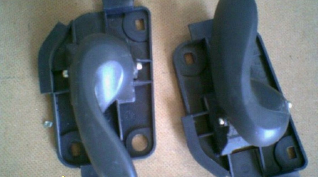 PIESE DIN PLASTIC pt fiat punto 93-2008