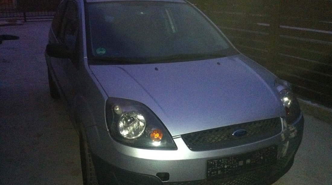 piese Ford Fiesta 1.3 i 2006