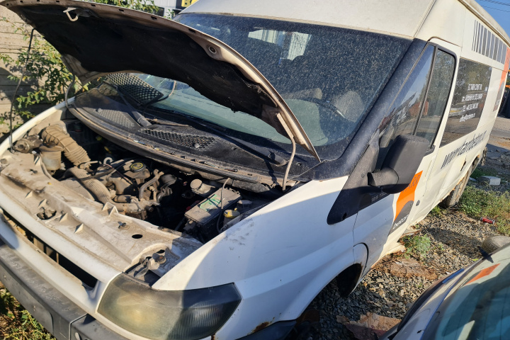 Piese Ford Transit 3 [2000 - 2006] Autoutilitara cu prelata 2-usi 2.4 Di MT (90 hp)
