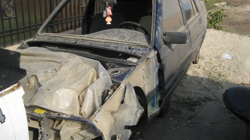Piese ieftine din dezmembrare Dacia Super Nova Rapsodie an 2002