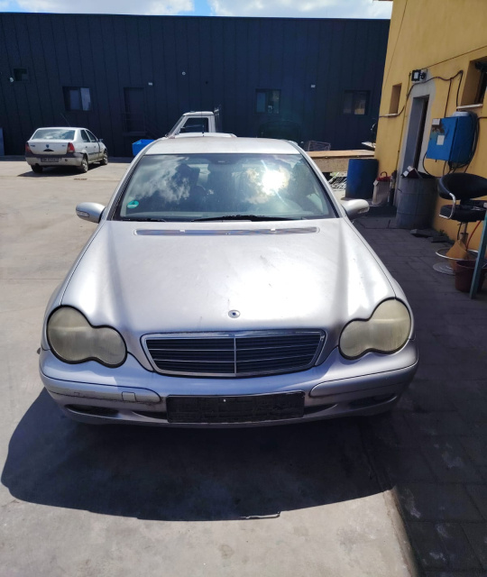 Piese Mercedes-Benz C-Class W203 [2000 - 2004] Sedan 4 - usi C 180 AT (130 hp)