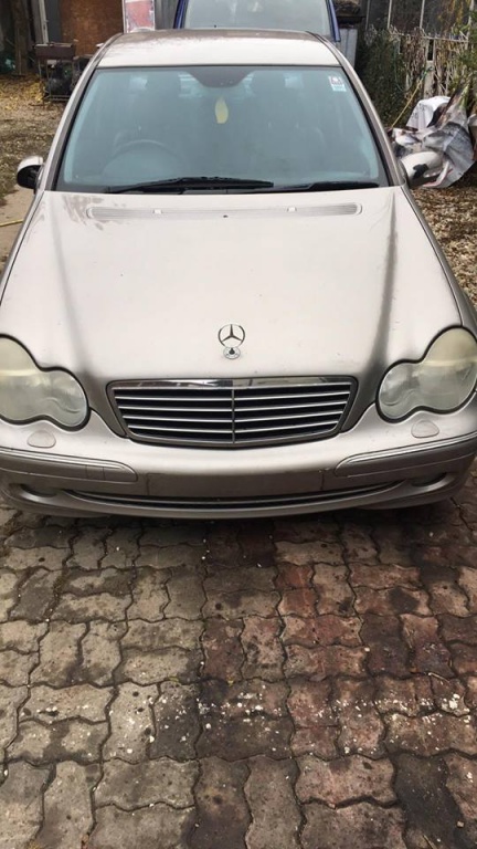 Piese Mercedes C class C200 CDI w203 2004