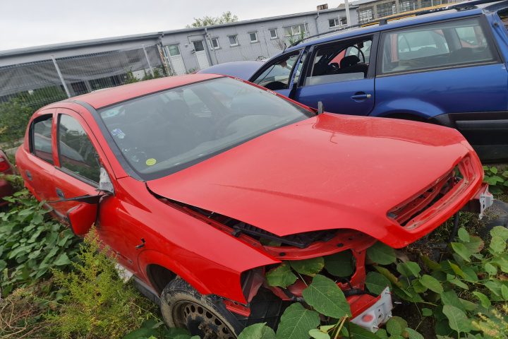 Piese Opel Astra G [1998 - 2009] Hatchback 5-usi 1.4 MT (90 hp)