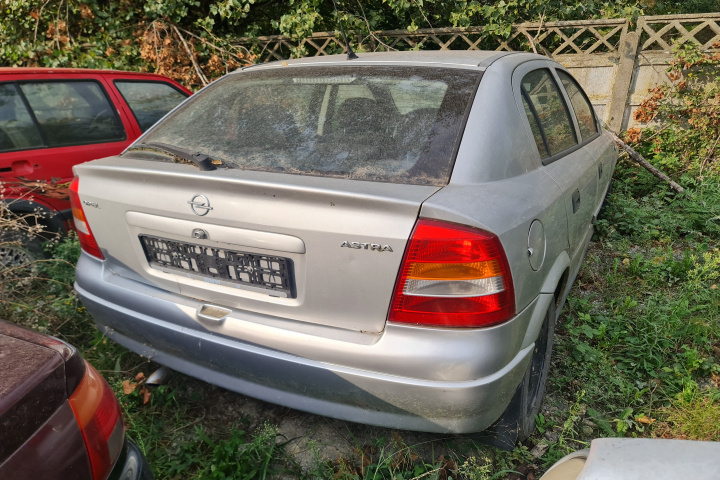 Piese Opel Astra G [1998 - 2009] Hatchback 5-usi 1.7 DTi MT (75 hp)